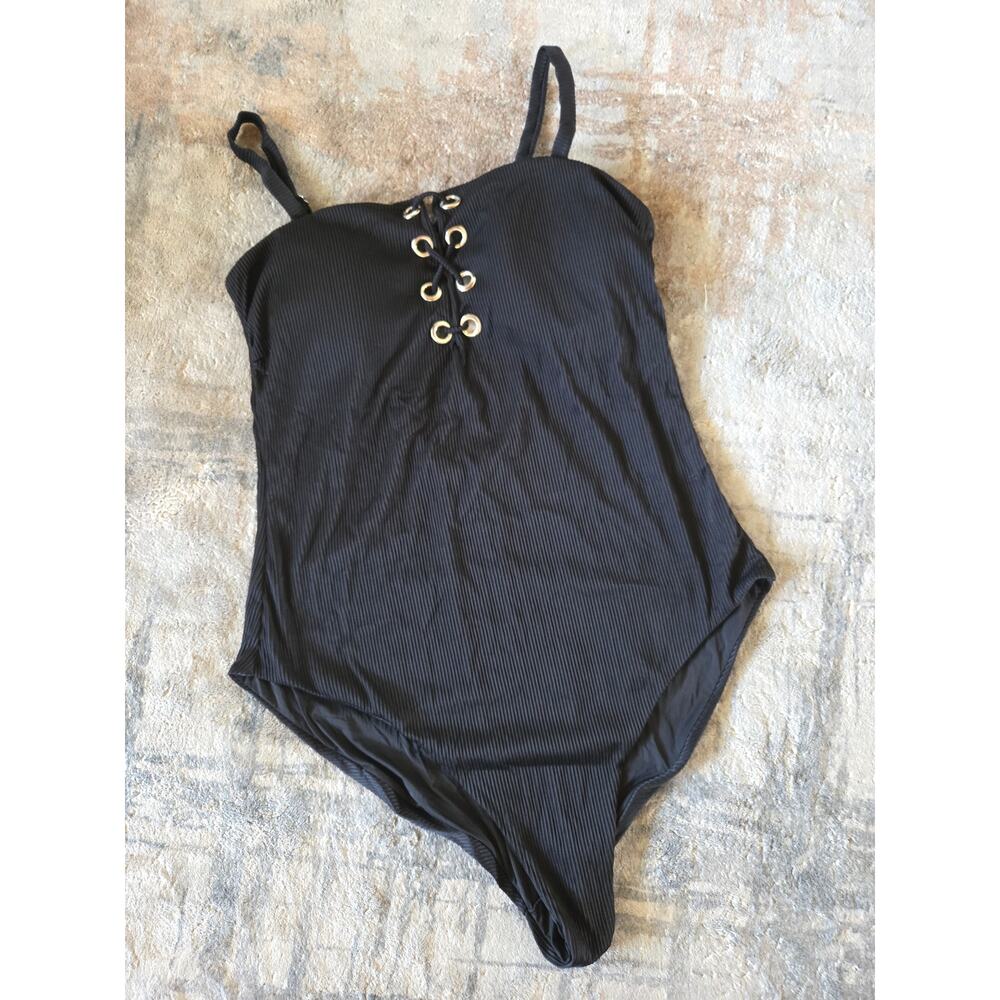 COASTAL WAVES- swimwear‎ 1 piece black ribbed with silver hardware 3XL